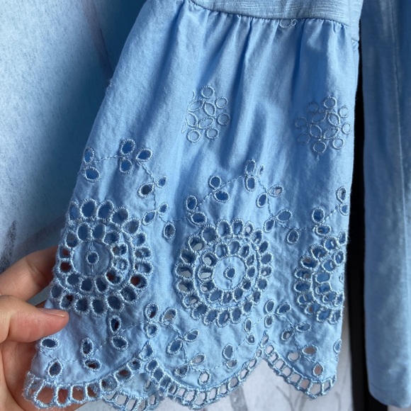 Absolutely cute sky blue embroidered tunic in size S - Picture 2 of 9